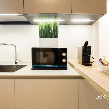 Aquarium 1'| 3br| A/c|parking| Center By Tilo * ג'נובה